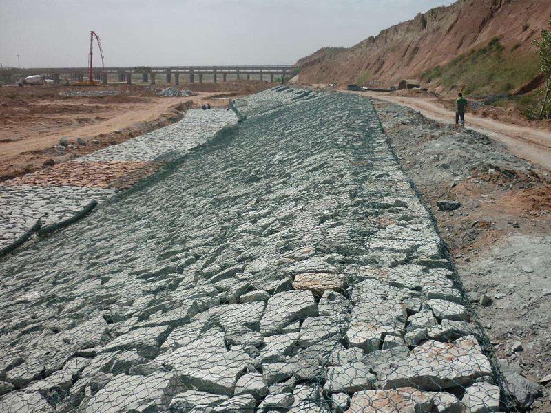 �삐���B�Ƹ�ʯ�\�W����